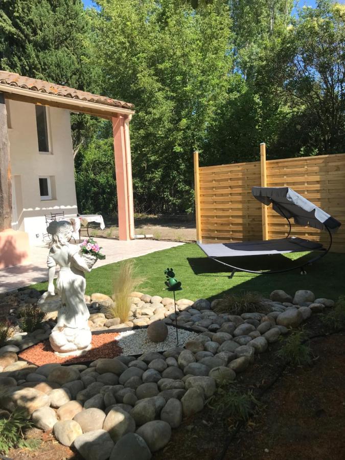 Maison 4 Etoiles Et Studio 3 Etoiles Independants Avec Piscine LʼIsle-sur-la-Sorgue Exterior foto